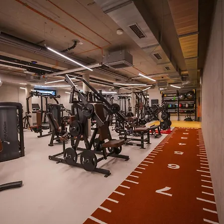 Fitz Hotel 4*